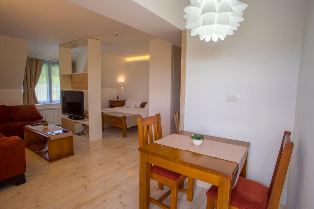 Polar Star Hotel 3*